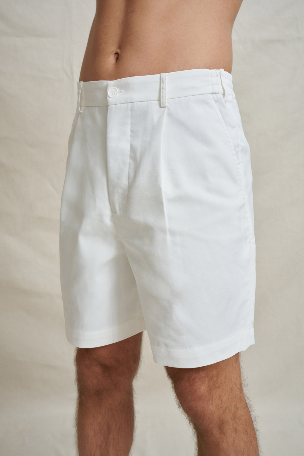 Pleat Tailored Short - Ivory