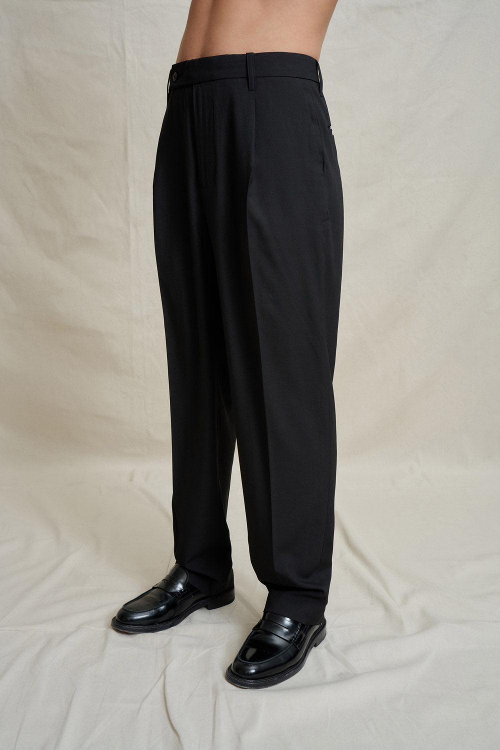 Pleat Front Men's Dress Pant - Black