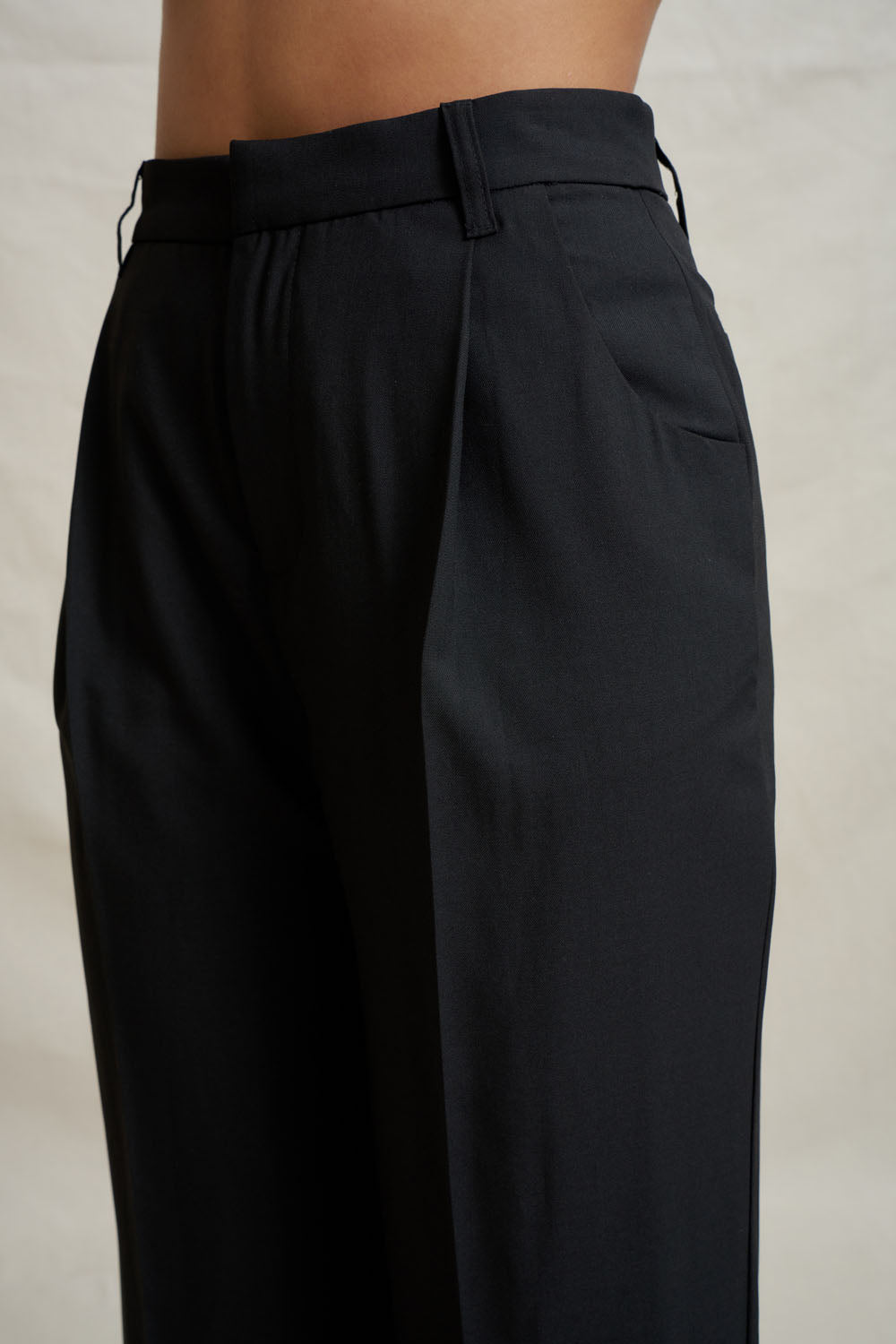 Pleat Front Women's Dress Pant - Black