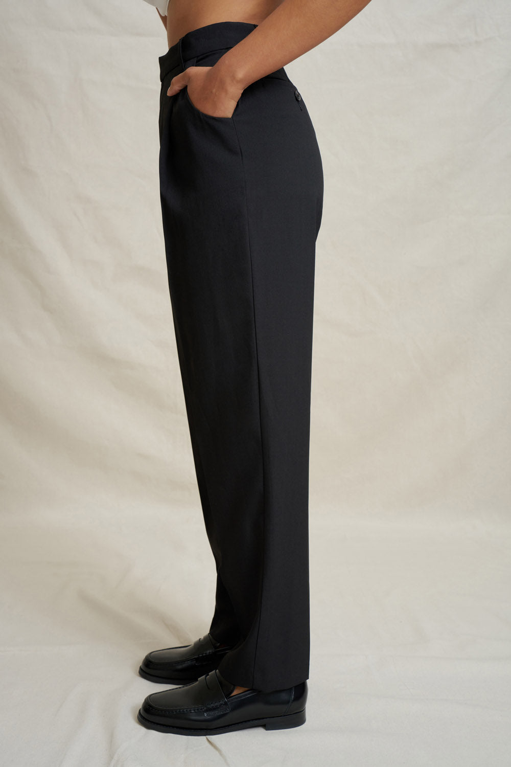 Pleat Front Women's Dress Pant - Black
