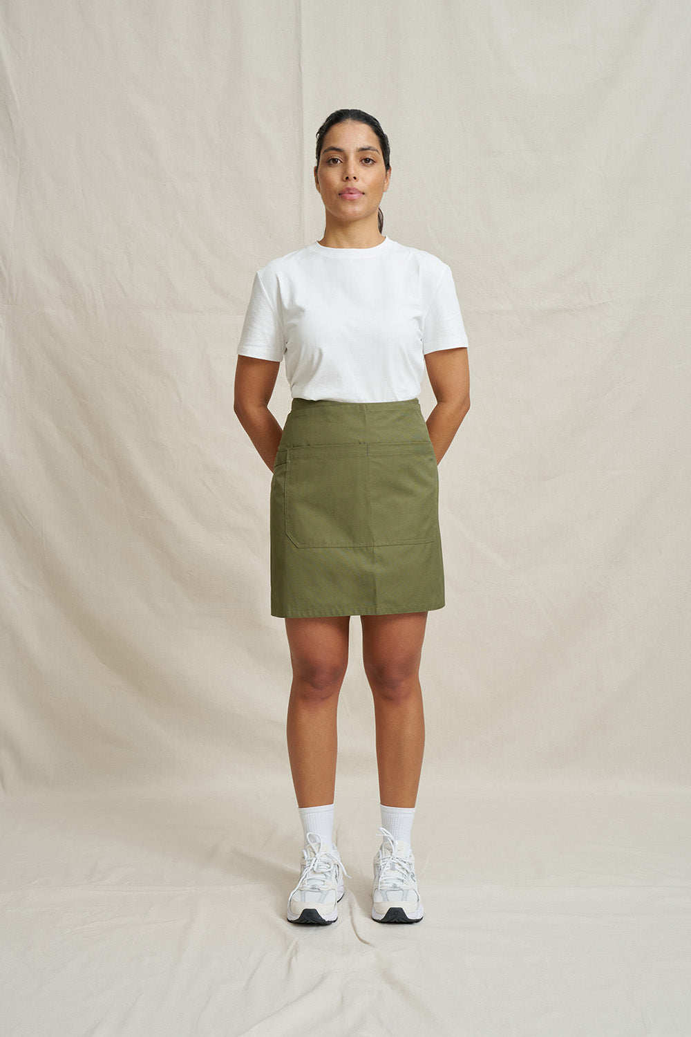 Light Short Waist Apron - Army Green